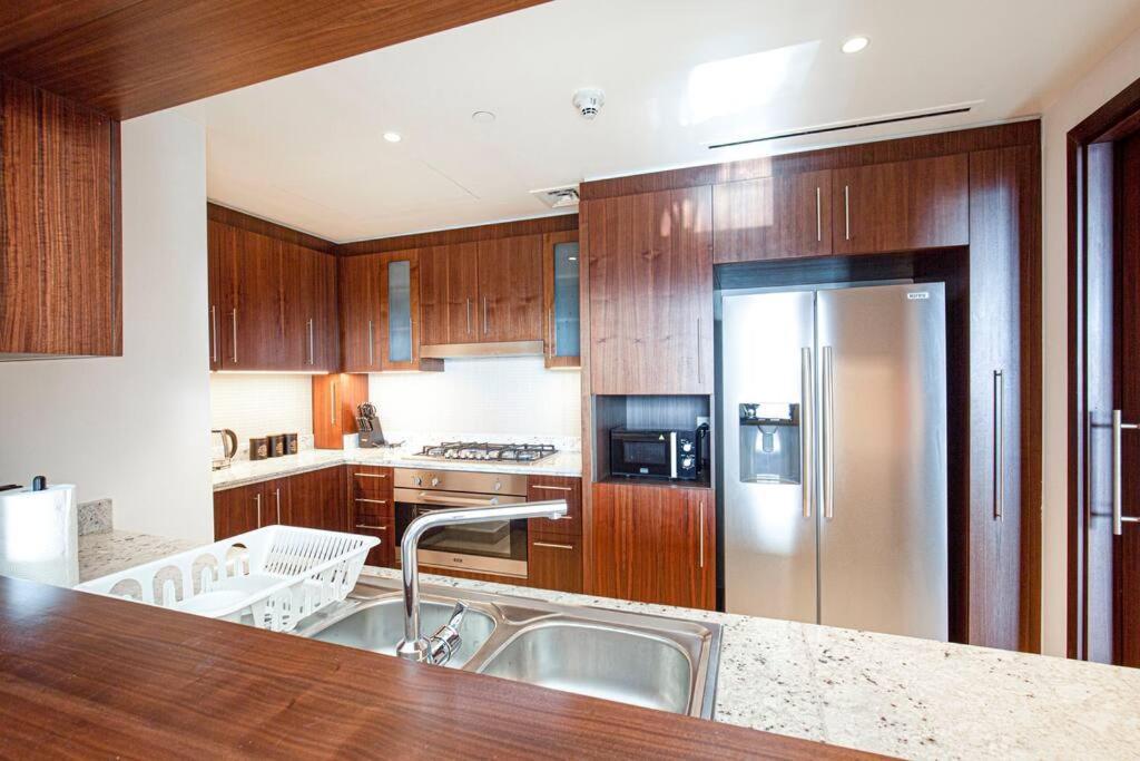 Magnificent Brand New Lux 3br With Burj/ Fnt View Apartment *