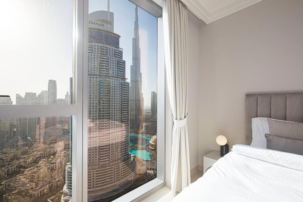 Magnificent Brand New Lux 3br With Burj/ Fnt View Apartment