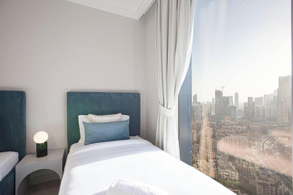 Apartment Magnificent Brand New Lux 3br With Burj/ Fnt View Dubai