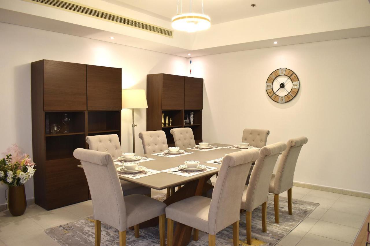 Apartment 4 Bhk