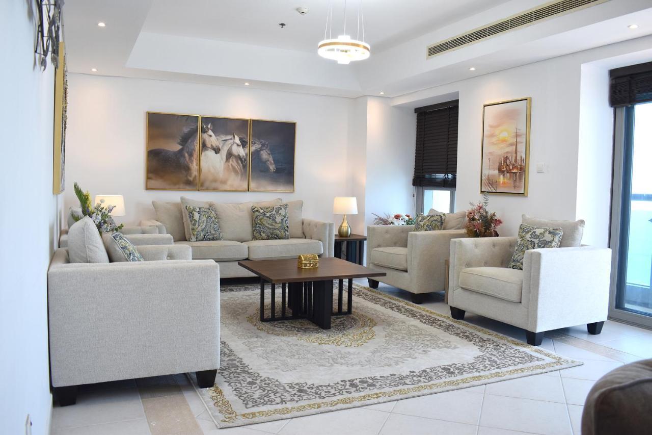 Apartment 4 Bhk