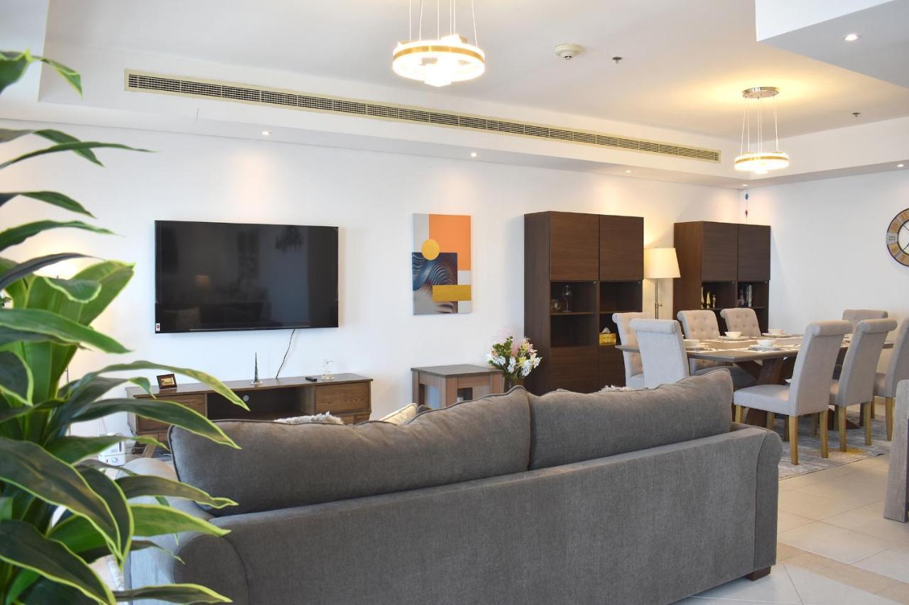 Apartment 4 Bhk