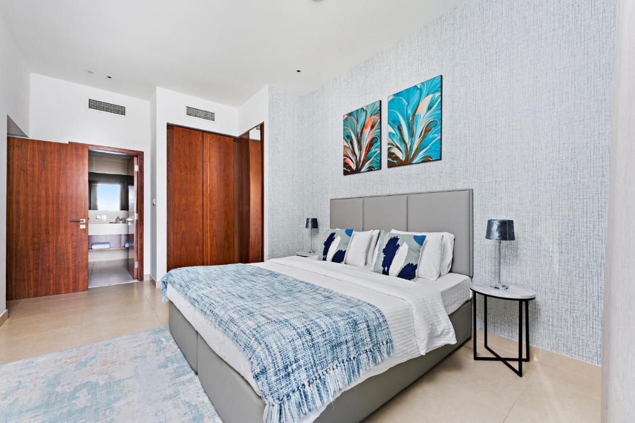 Stonetree - Marina Gate 2 Bedroom - Partial Sea View