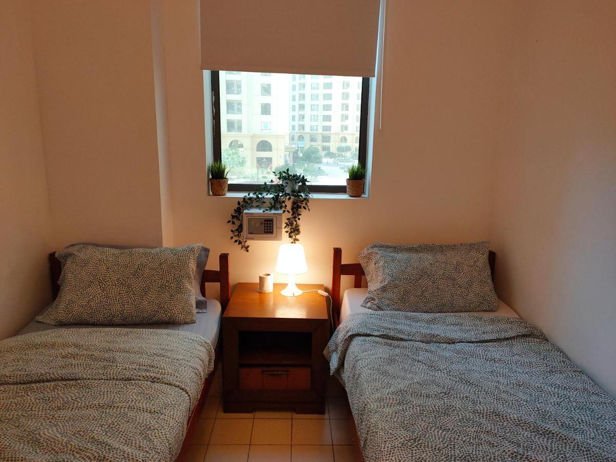 Dxb Backpackers *