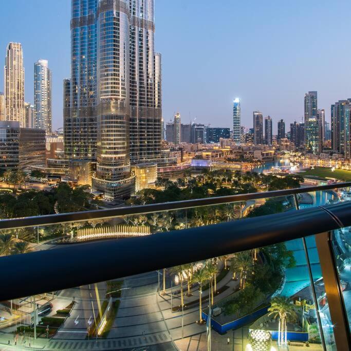 Apartment First Class 2br With Full Burj Khalifa And Fountain View