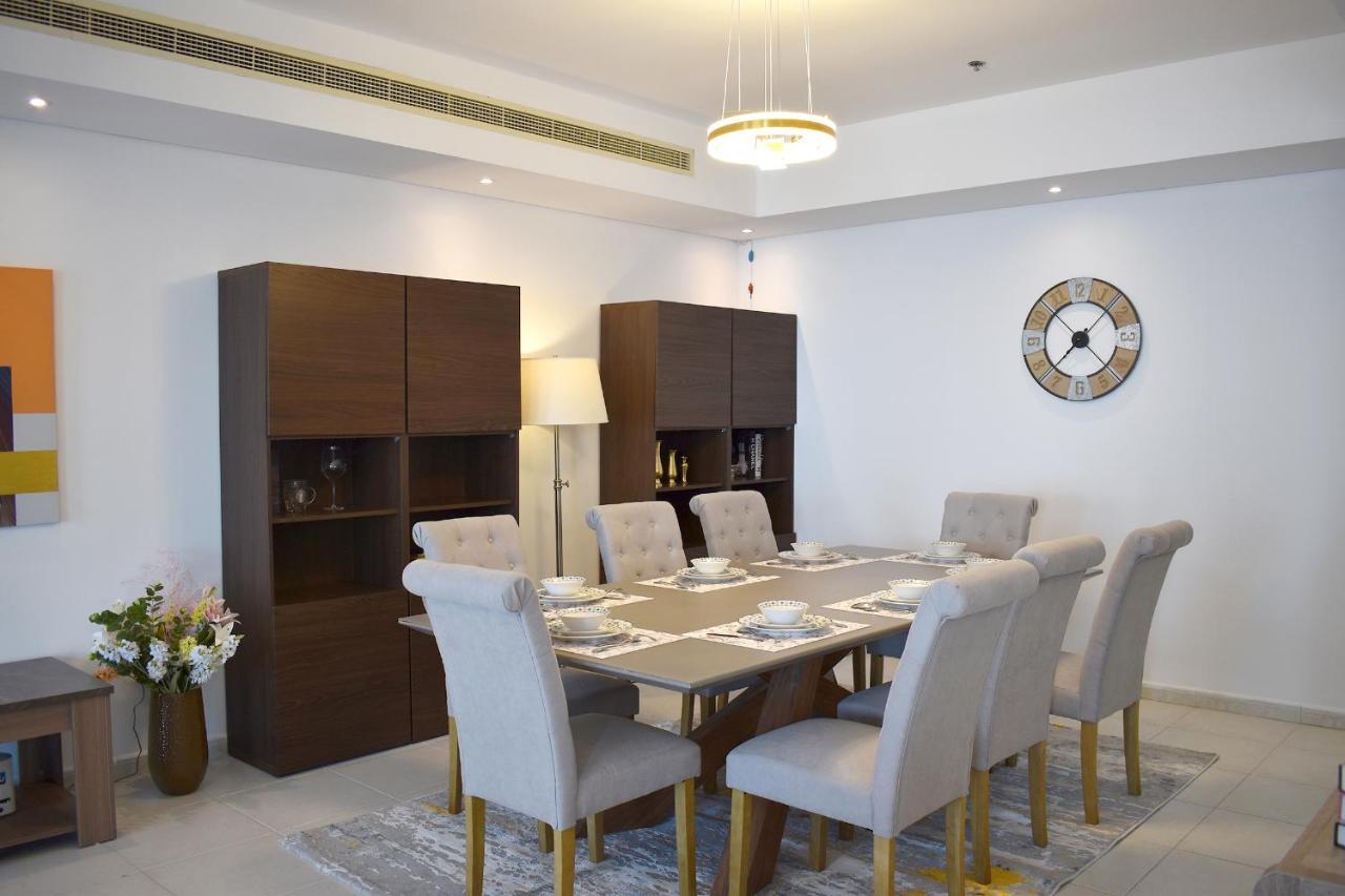 4 Bhk * Dubai