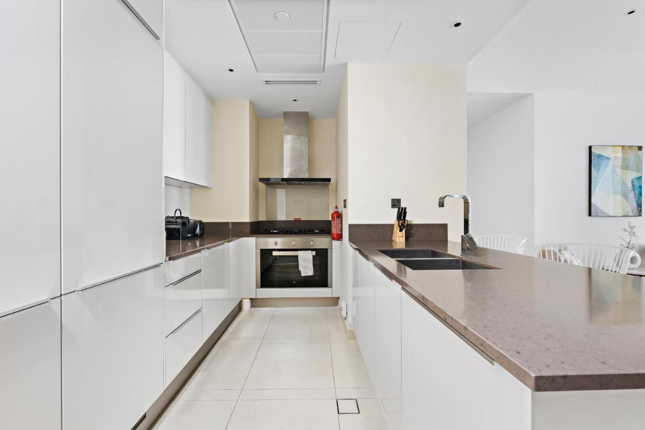 Apartment Stonetree - Marina Gate 2 Bedroom - Partial Sea View *