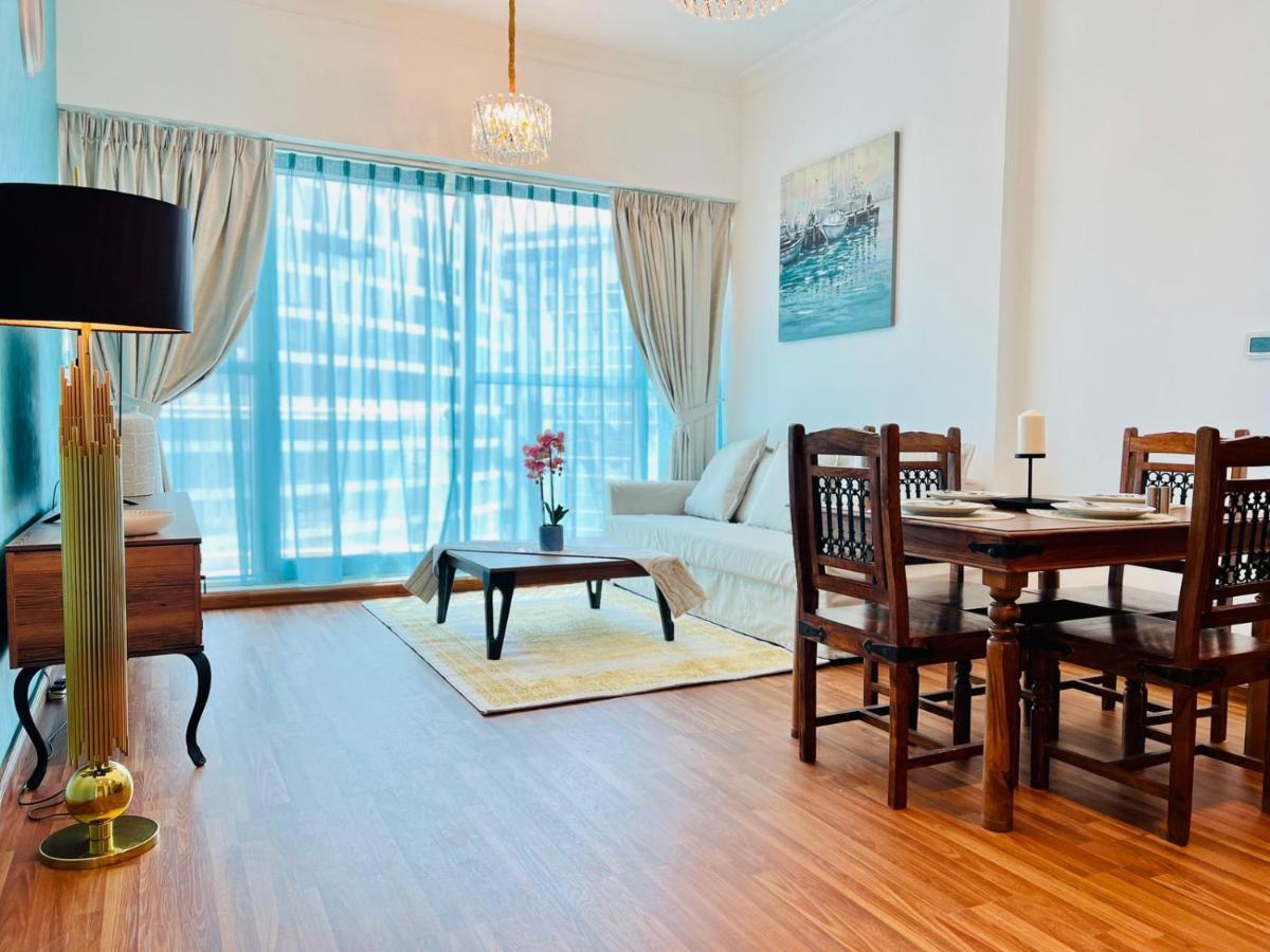 Apartment Bright And Luxury 1 Bedroom On Canal