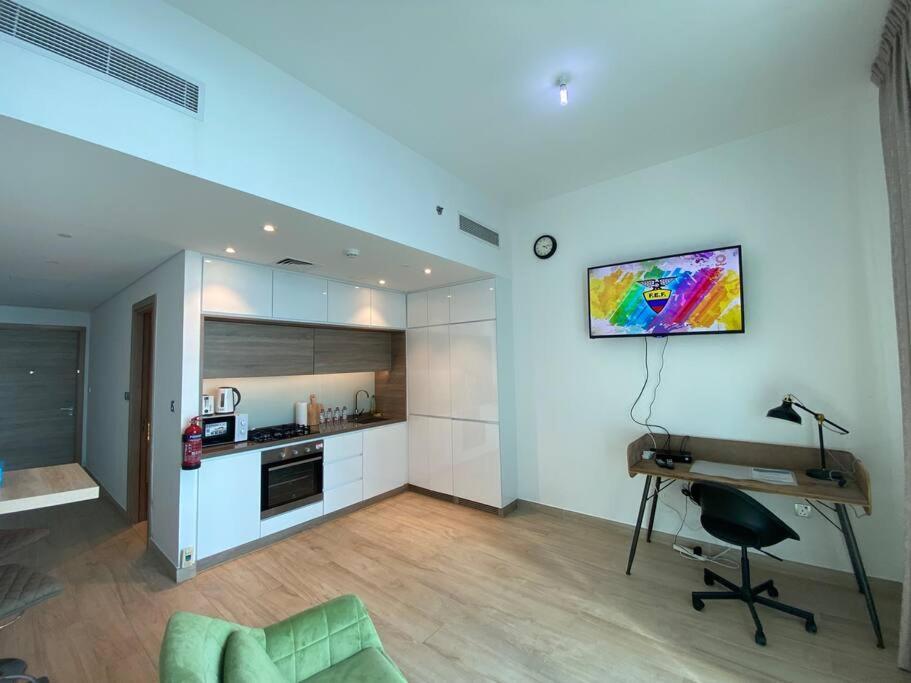 Beautiful Studio In Marina