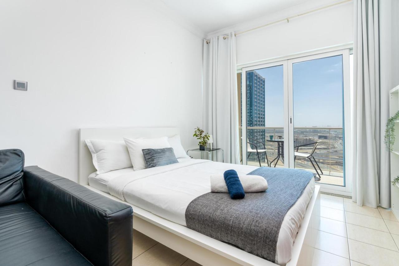 White Sage - Luxurious In Jlt With Skyline View Apartment *