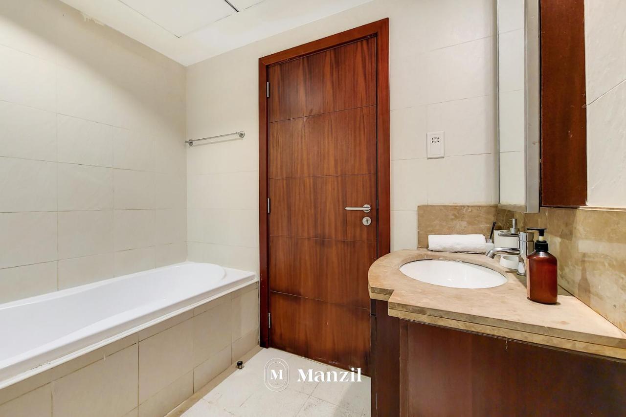 Apartment Manzil - Luxury 1br In Downtown With Burj Khalifa View Next To Mall *