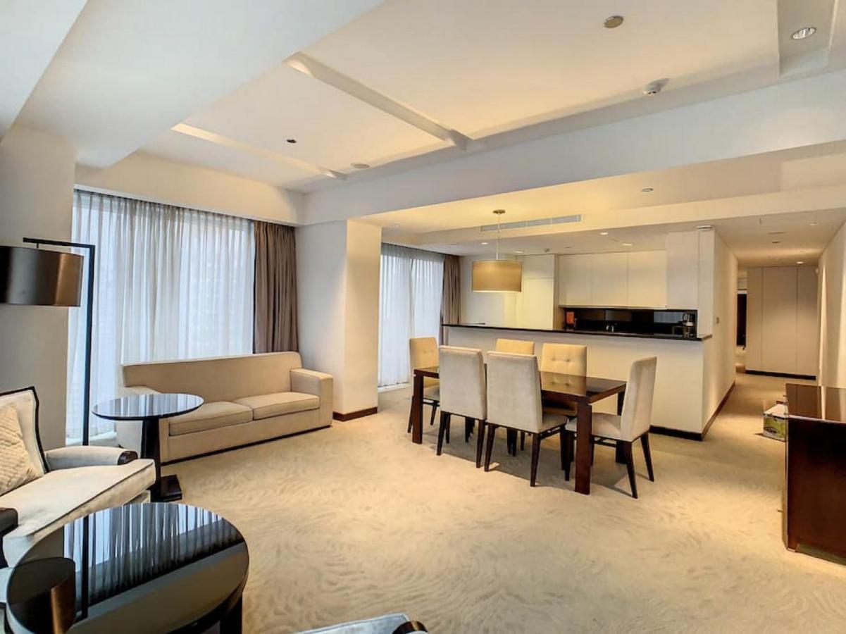 Key View - Emaar Residences, Marina Mall Apartment