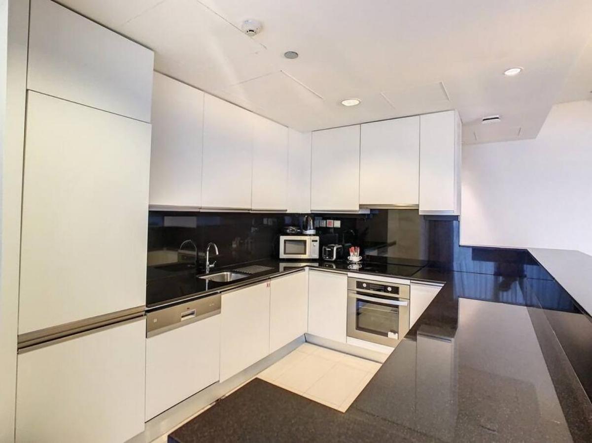 Key View - Emaar Residences, Marina Mall * Dubai