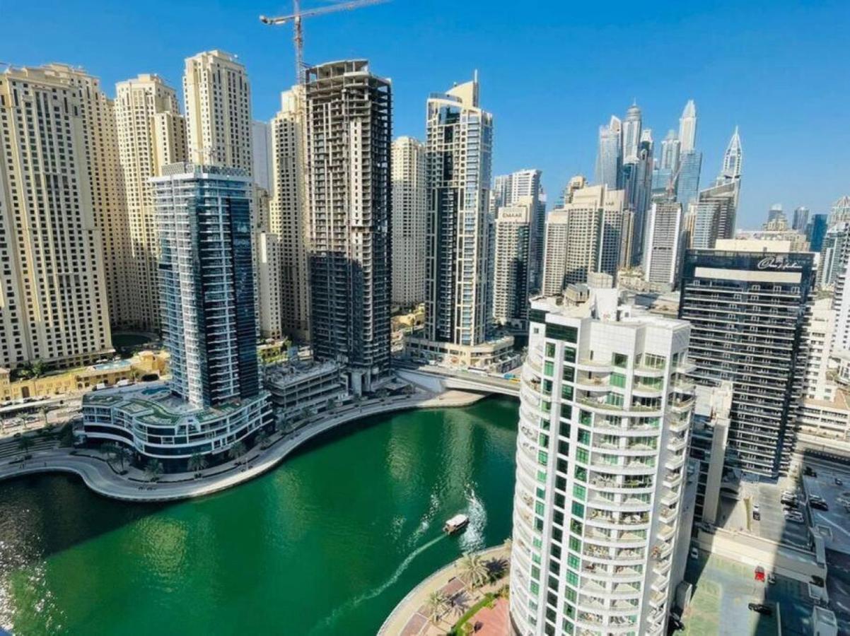 Key View - Emaar Residences, Marina Mall Apartment