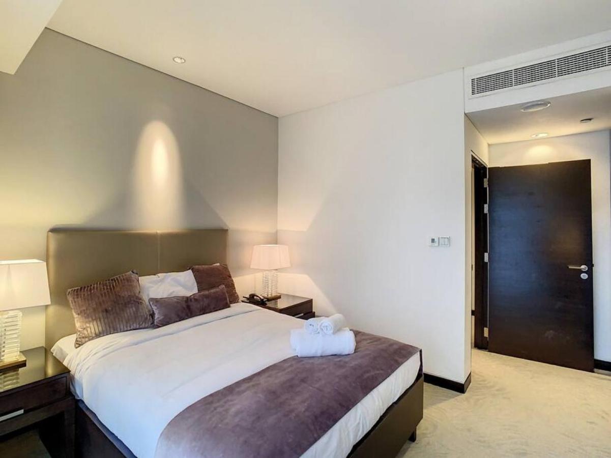 Apartment Key View - Emaar Residences, Marina Mall Dubai