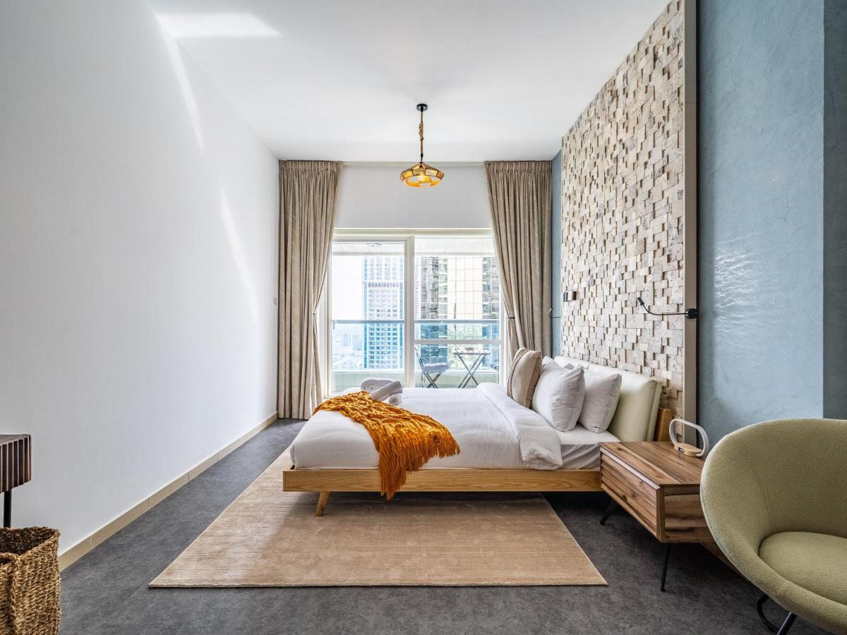 Lakeside Serenity Retreat With Soothing Views Apartment *