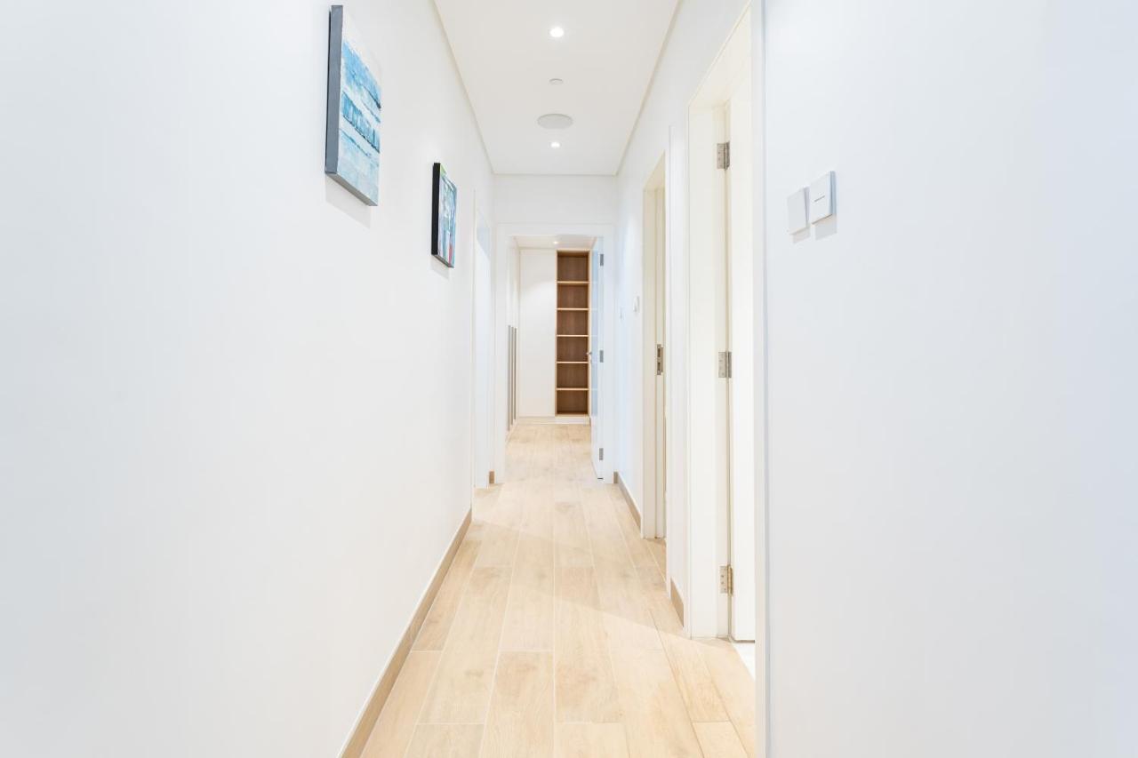 Stunning 2br In Port De La Dubai