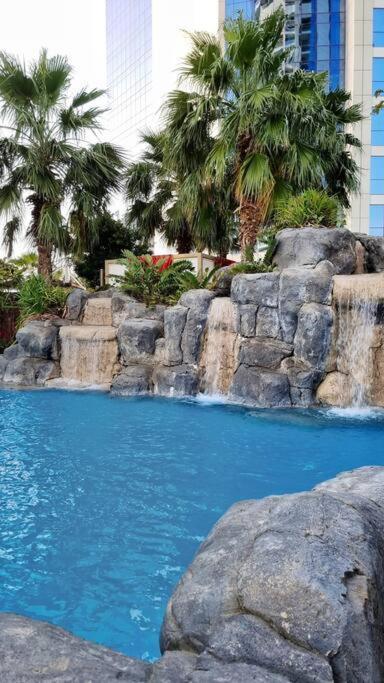 Apartment Luxury Paramount A21