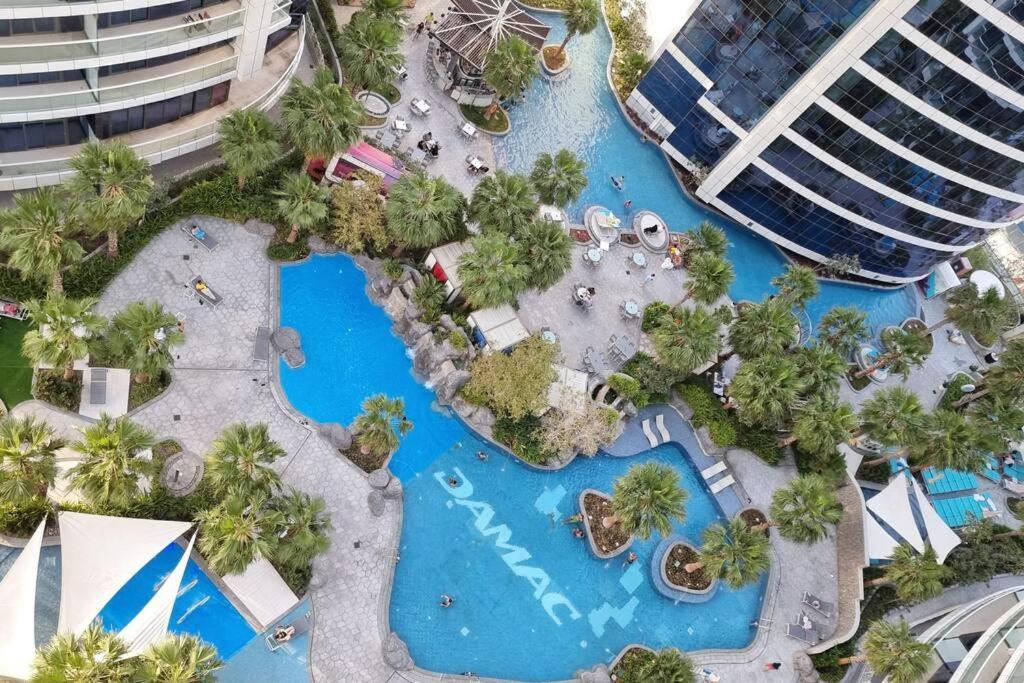 Luxury Paramount A21 Apartment *