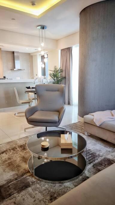 Luxury Paramount A21 Apartment *