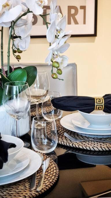 Apartment Luxury Paramount A21 *