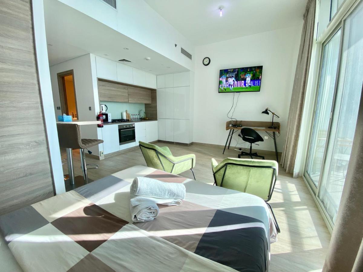 Beautiful Studio In Marina Apartment