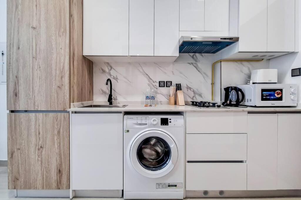Stylish Brand New Studio In Pantheon Elysee 2 In The Heart Of Jvc * Dubai