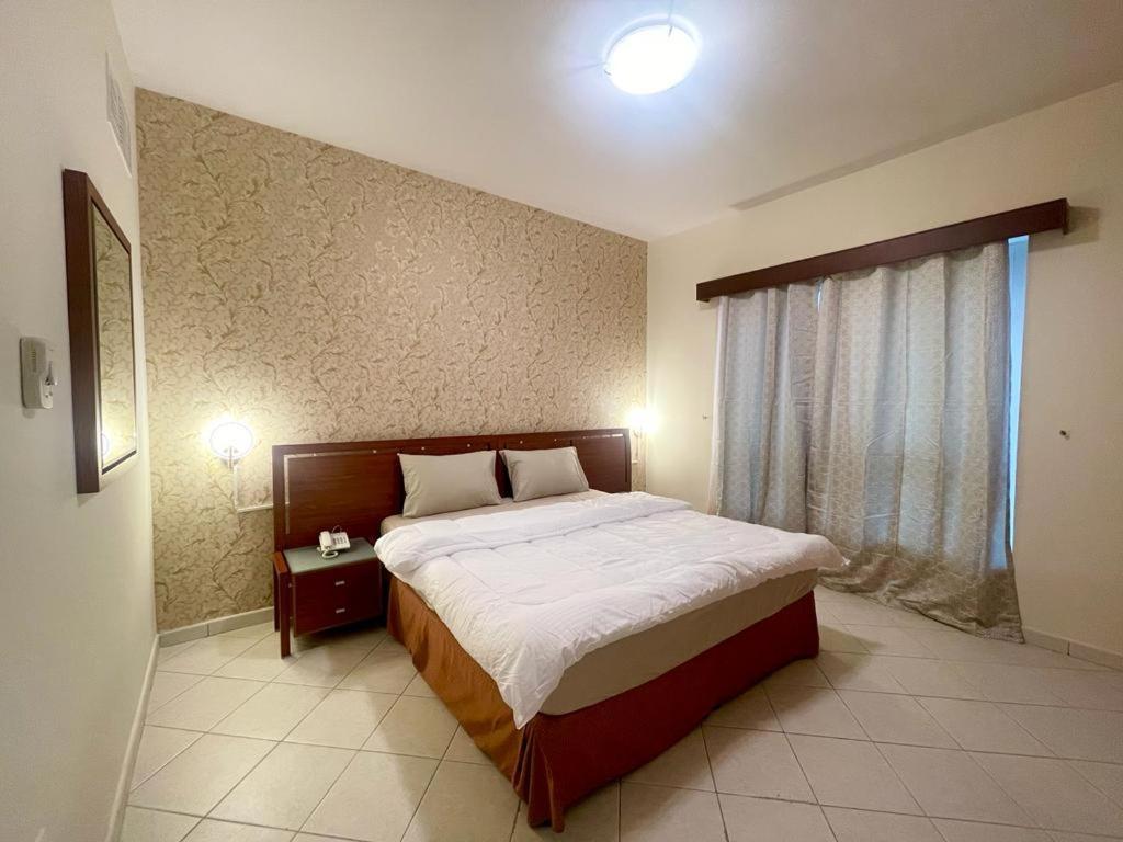 Apartment Lovely 2br Al Deyafa Dubai