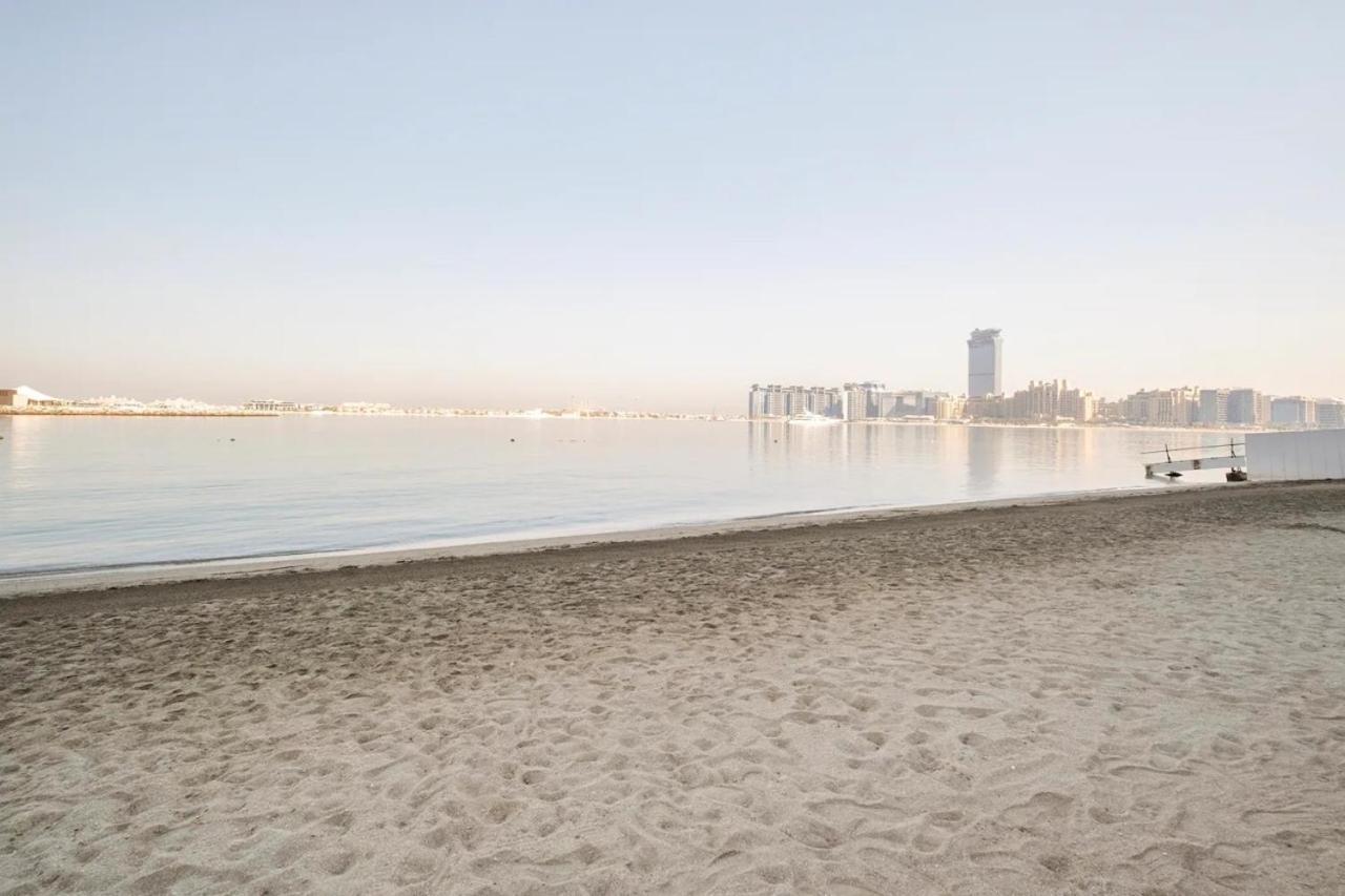 Luxurious Beachfront * Dubai