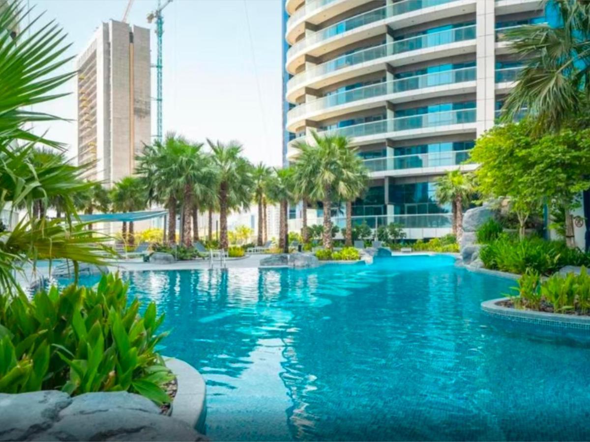 Apartment Luton - Damac Tower By Paramount - Business Bay, - 80ab4 Dubai