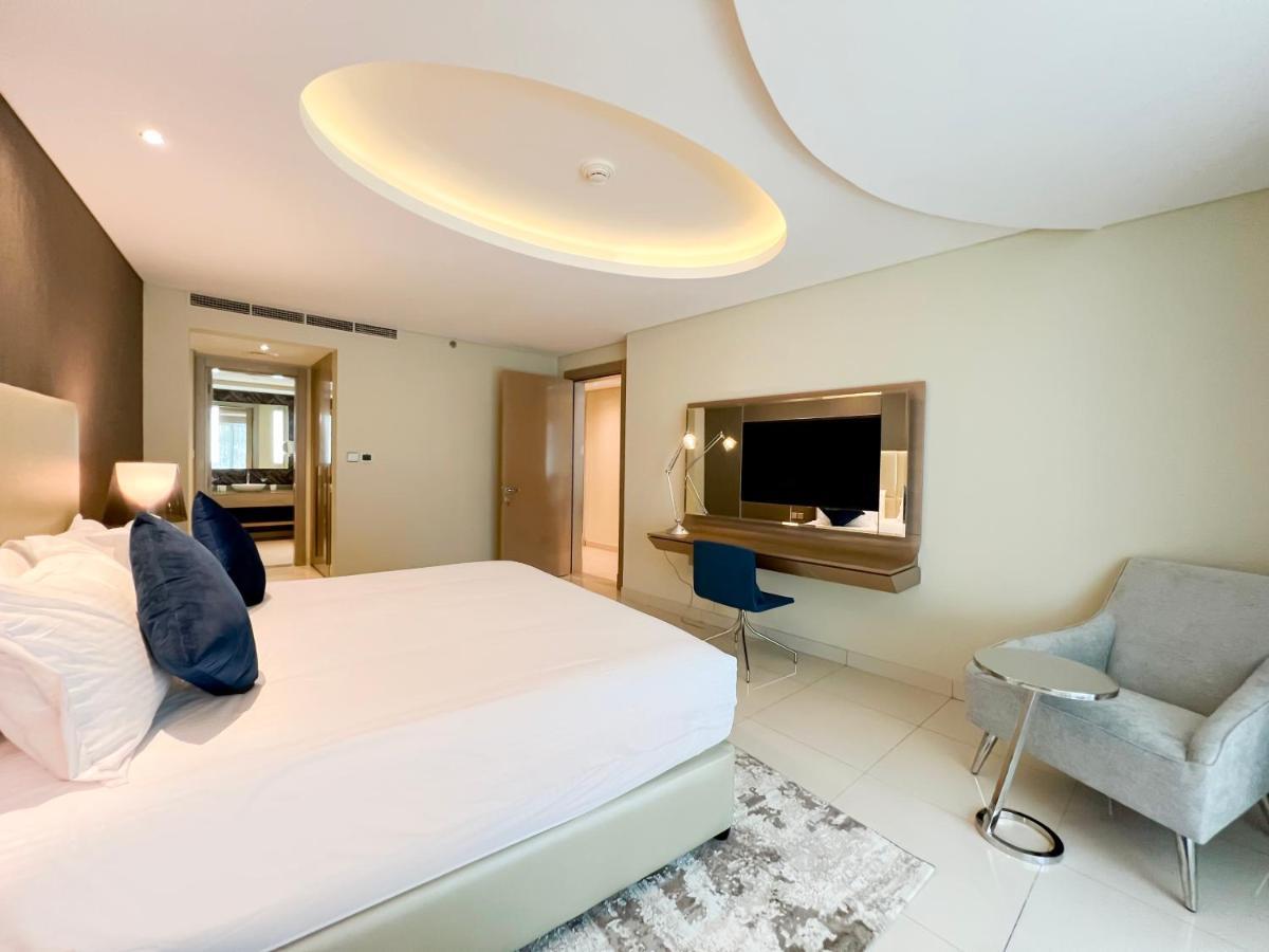 Luton - Damac Tower By Paramount - Business Bay, - 80ab4 Apartment Dubai