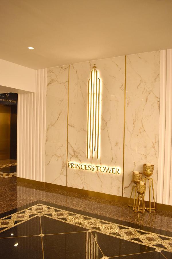 Apartment 4 Bhk Dubai