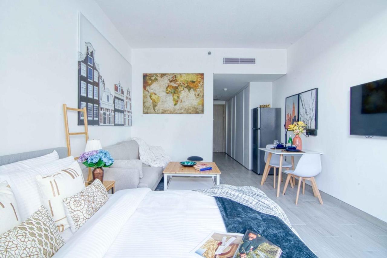 The Smart Concierge - Luma 21 Apartment Dubai