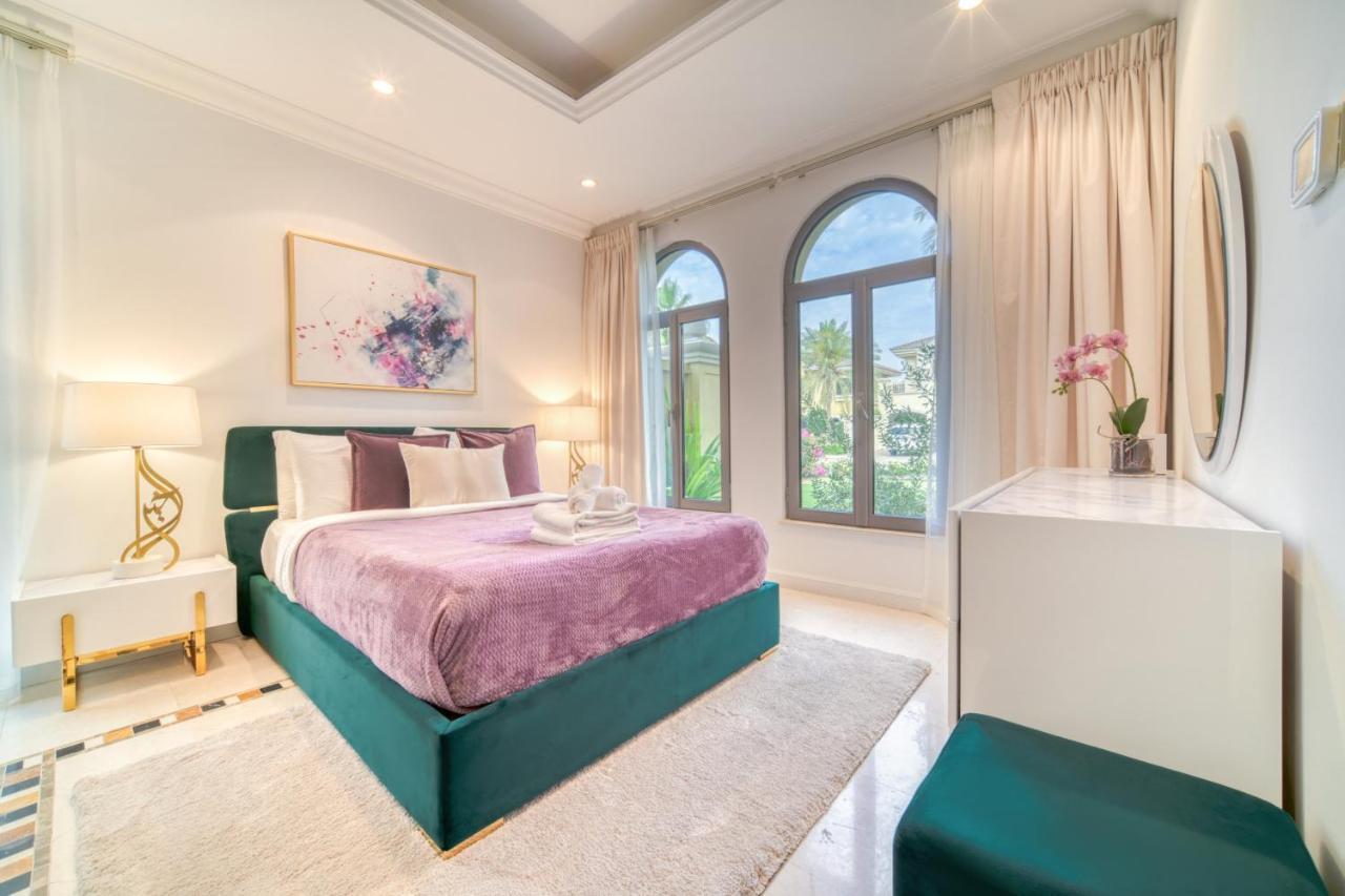 Frond E Villa, Palm Jumeirah - Mint Apartment *