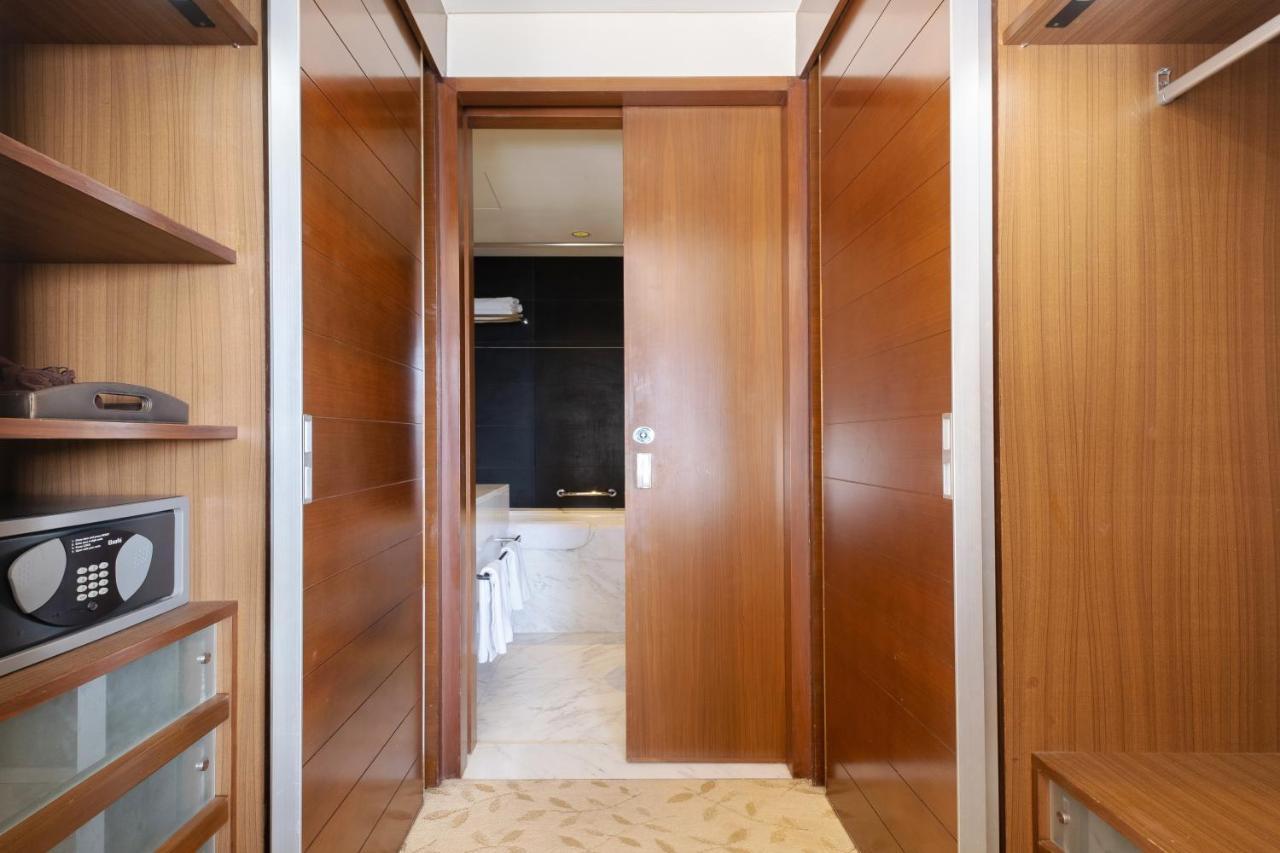 Apartment The Address Mall Residences Dubai