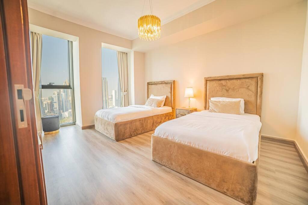 Apartment First Class 3br With Full Burj Khalifa And Fountain View Dubai