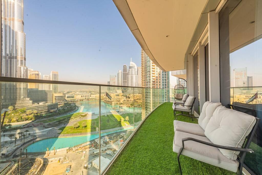 First Class 2br With Full Burj Khalifa And Fountain View Apartment *