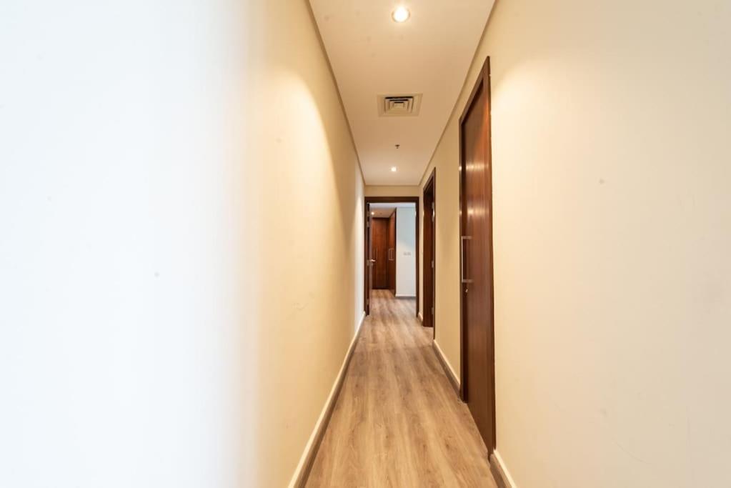 Apartment First Class 2br With Full Burj Khalifa And Fountain View
