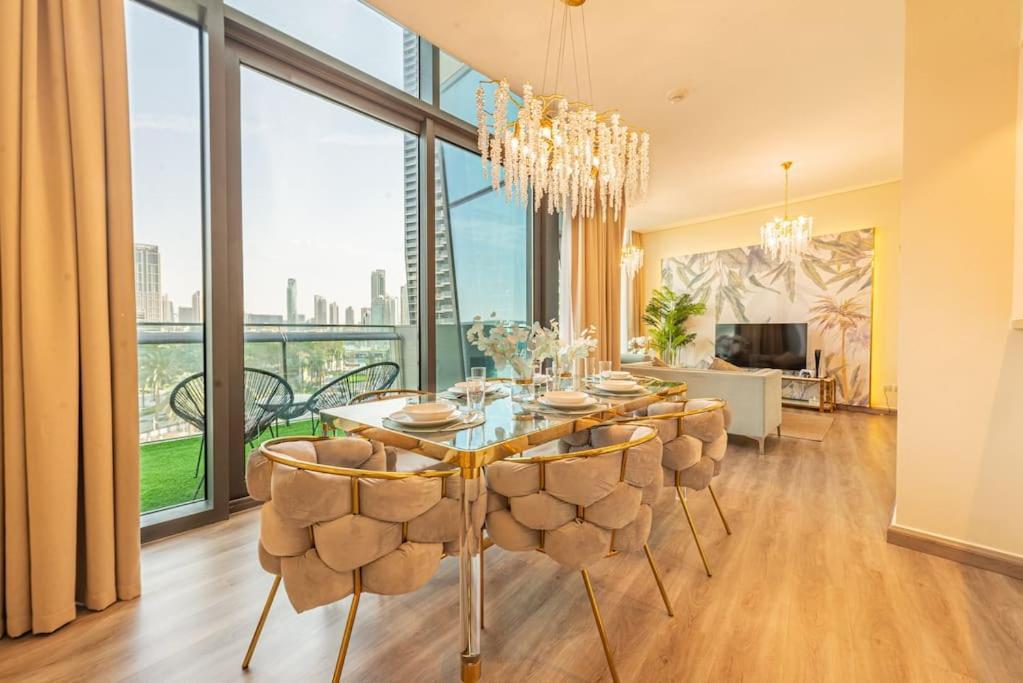 First Class 2br With Full Burj Khalifa And Fountain View * Dubai