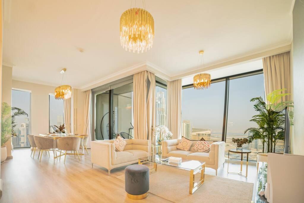 First Class 3br With Full Burj Khalifa And Fountain View Apartment *