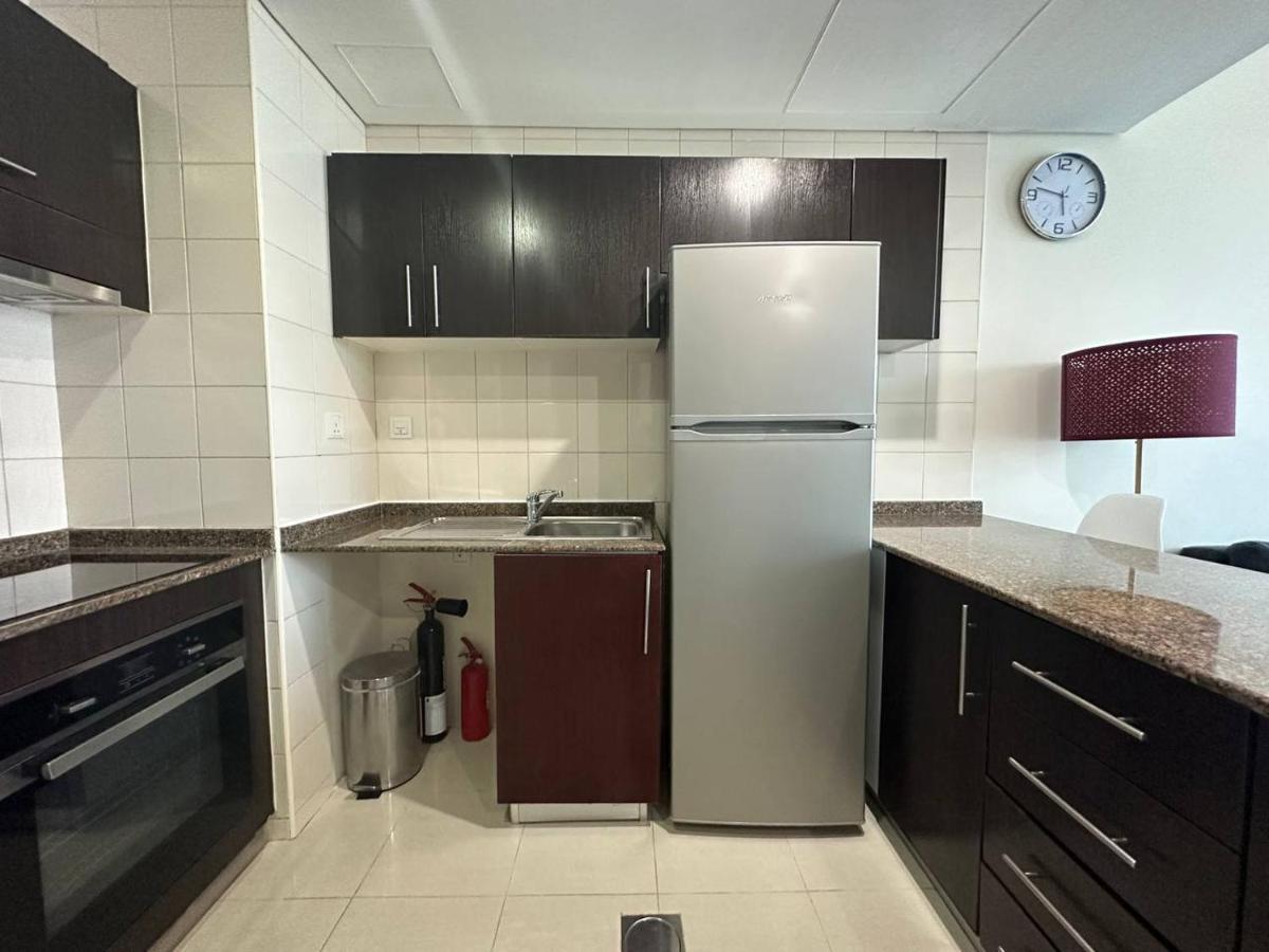 Awesome Marina Canal View 1bd Bay Marina Apartment Dubai