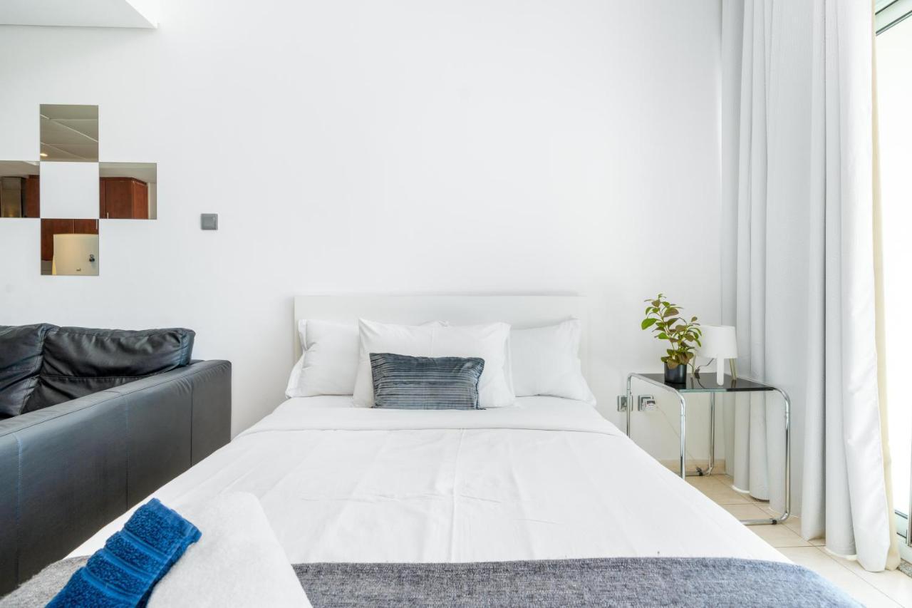 White Sage - Luxurious In Jlt With Skyline View Apartment *