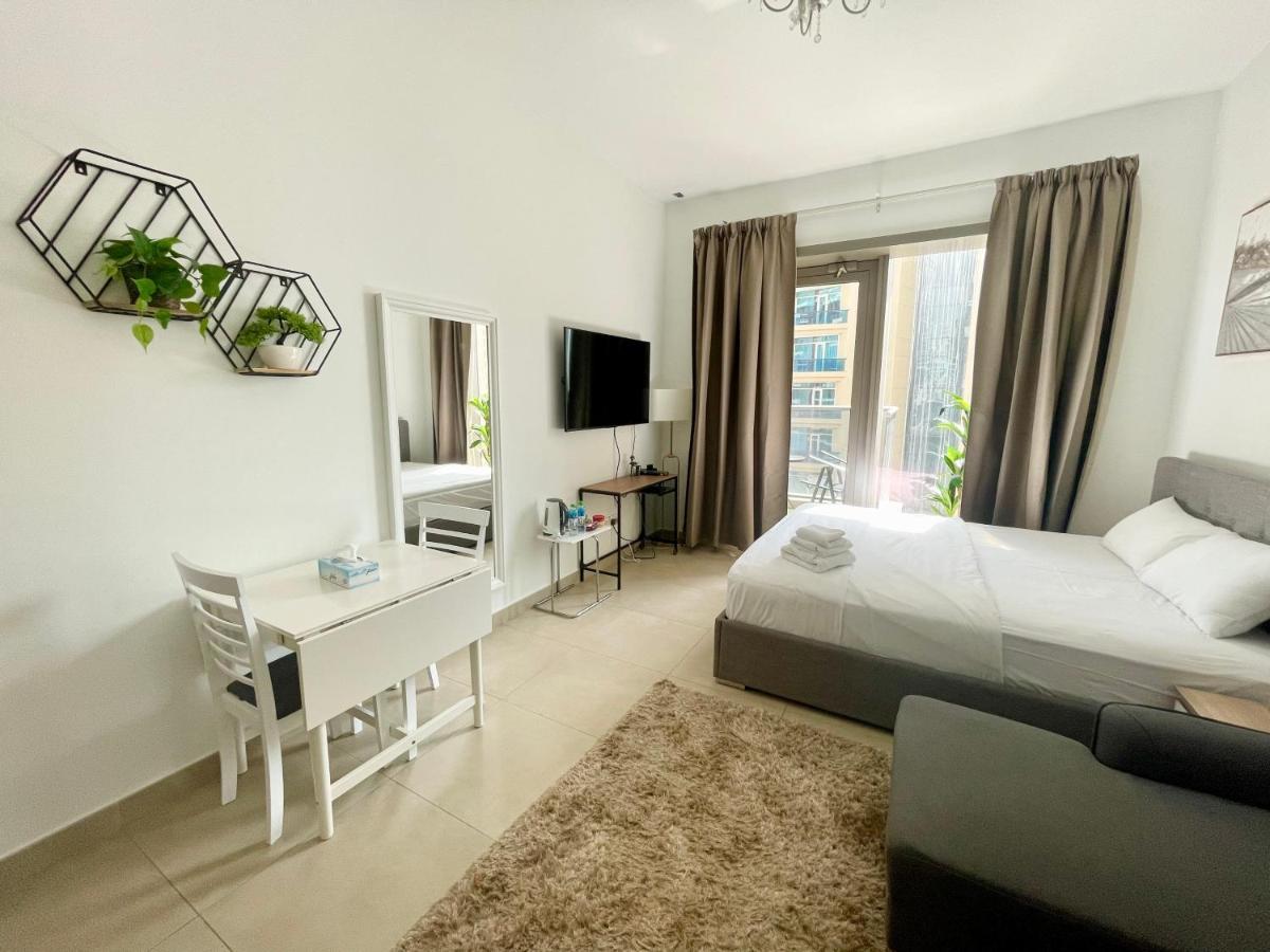 Super Elegant Apartment-sparkle Tower By Sweet Homes