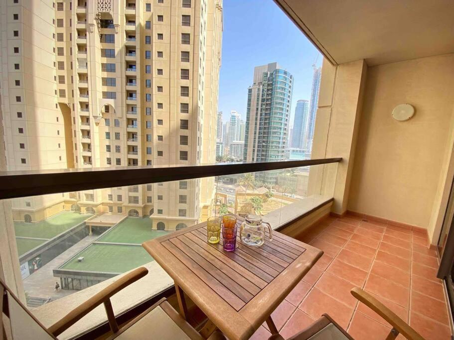 Netizen Homes Spacious Studio By The Jbr Dubai