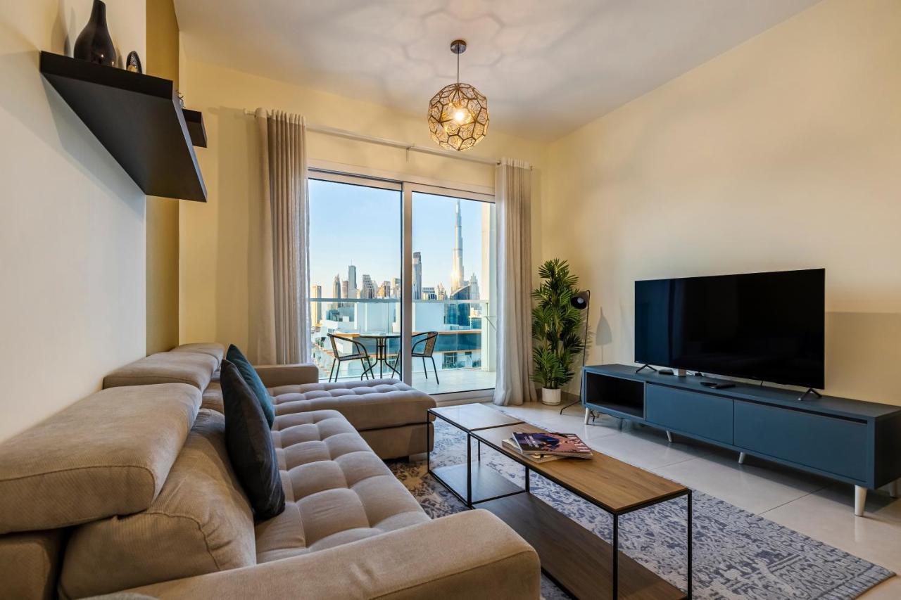 Unlock Metropolis Business Bay Apartment