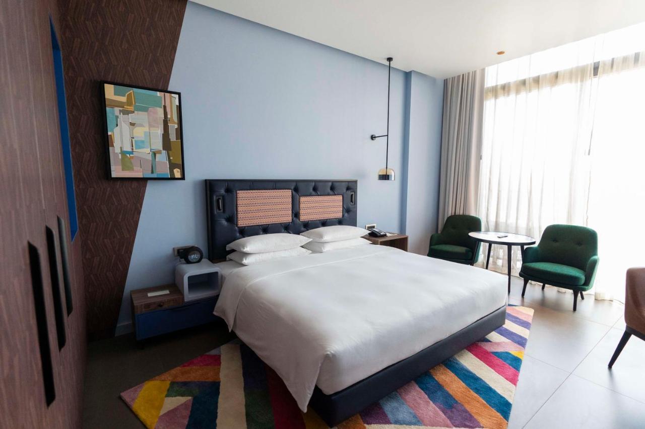 Hyatt Centric Jumeirah 5*