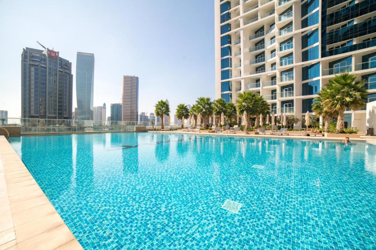 Vacay Lettings - Burj Khalifa & Canal View At Damac Prive Apartment