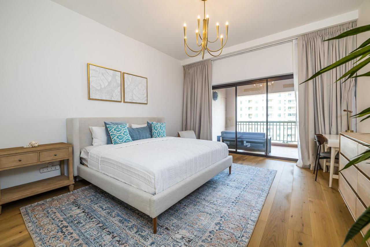 In Golden Mile With Access To Fairmont Dubai