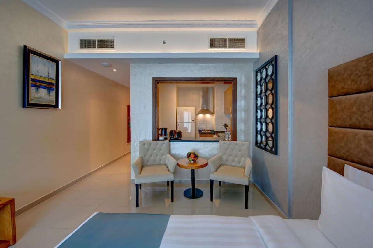 Class 4* Dubai