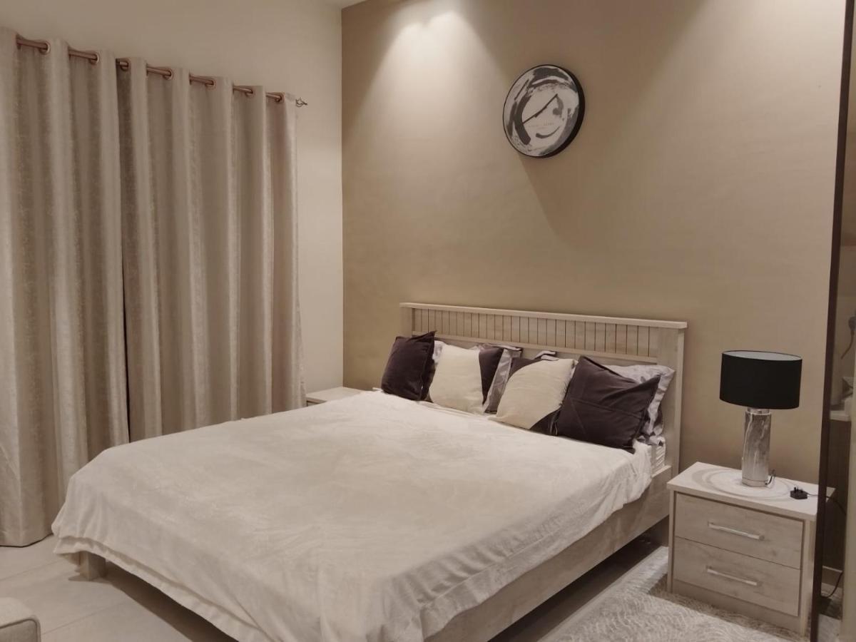 Apartment Studio Park View Jvc *